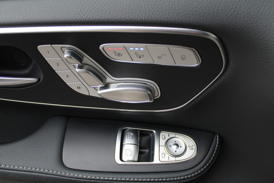 Mercedes-Benz V-Klasse 300d / XXL / AMG / DC / 4-Matic / Elec Stoelen / Stoel ventilatie / Burmester / NIEUWSTAAT