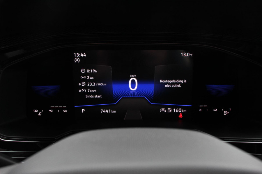 Volkswagen Taigo 1.0 TSI 110pk Automaat Life Navigatie Apple Carplay/Android Auto Wireless Adaptive Cruise Control Parkeersensoren Camera Blind Spot Assist Park Assist Afneembare trekhaak Stoelverwarming Virtual Cockpit Ledverlichting Climatronic