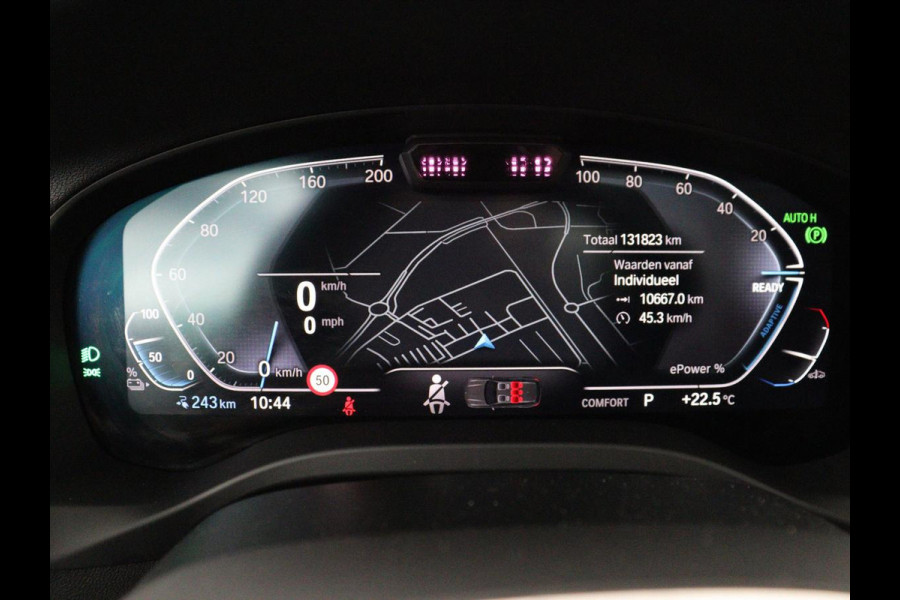 BMW iX3 M Sport Executive 80 kWh | SOH 93,8% | Panoramadak | Leder | Stoelverwarming | Adaptive cruise | Carplay | Sfeerverlichting | Camera | Park assist | Elektrische achterklep | PHEV