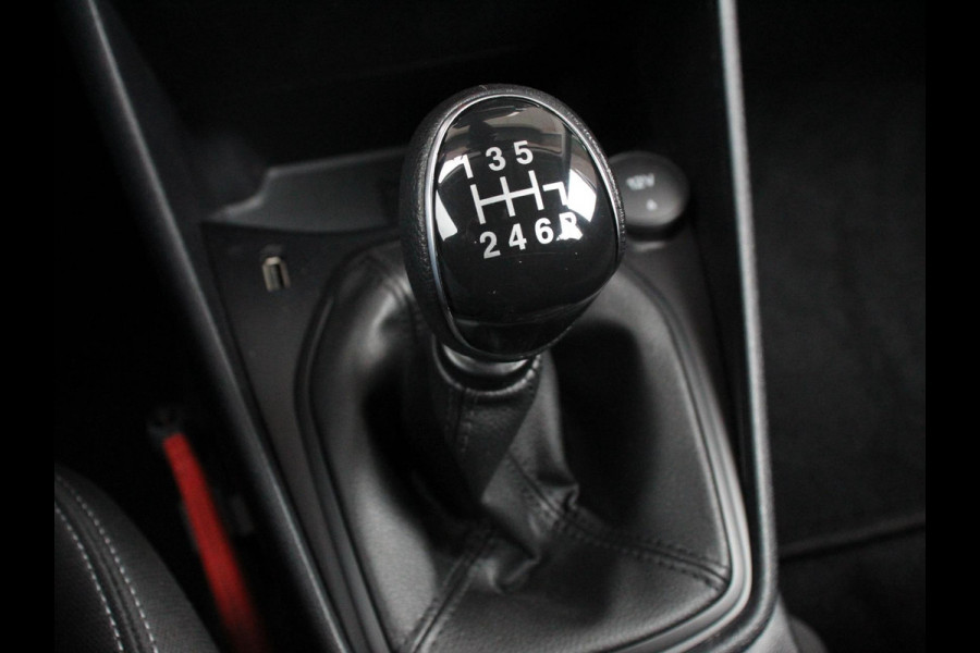Ford Fiesta 1.0 EcoBoost Connected Navigatie Apple Carplay/Android Auto Parkeersensor achter Cruise Control Airco Led