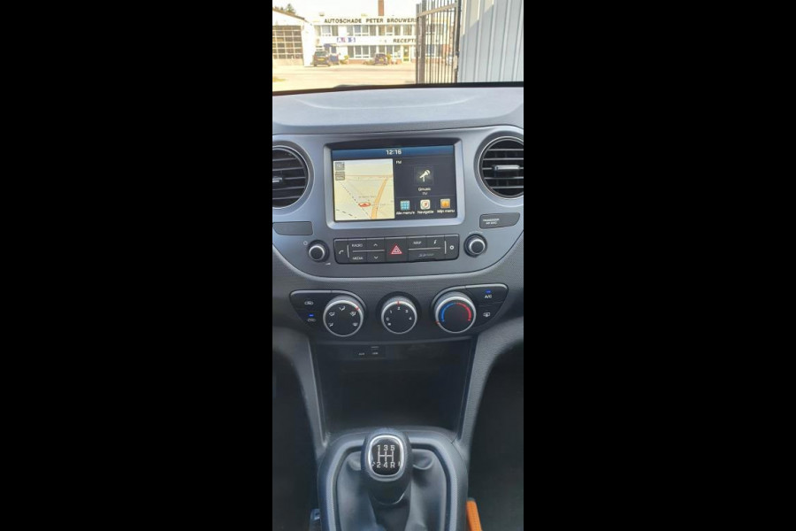 Hyundai i10 1.0i Comfort (NAVI) Rijklaarprijs / 12 mnd Bovag garantie