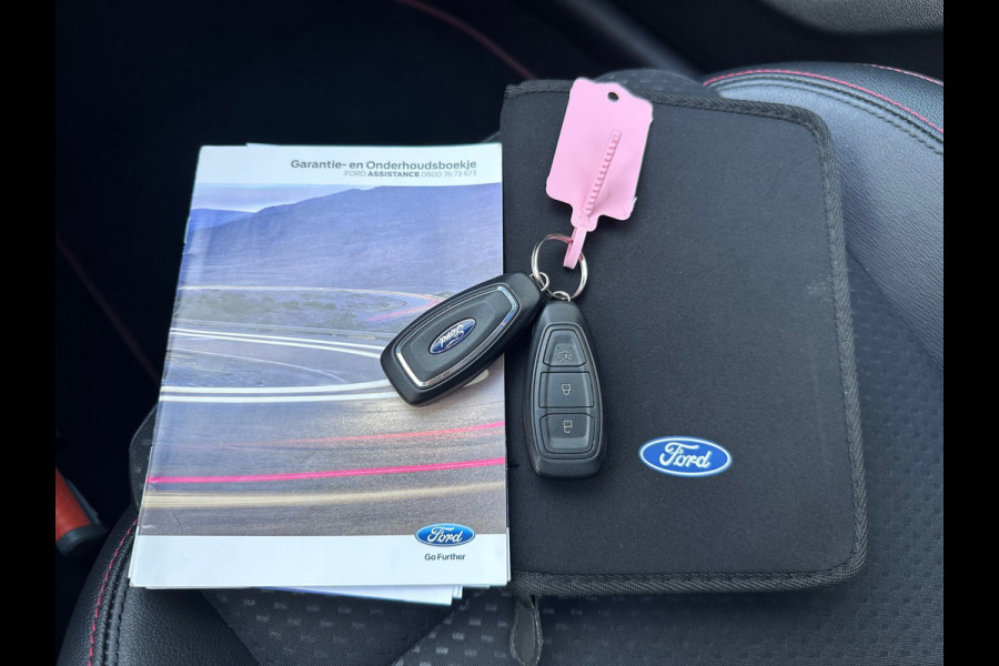 Ford Focus 1.0 EcoBoost ST Line Business B&O / ACC / PANO / LANE / ORG NL