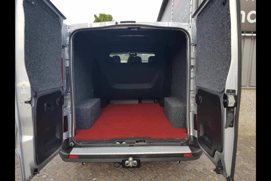 Renault Trafic 2.0 dCi 131 pk T29 L2-H1 dubbele-cabine 6 persoons Work Edition uitvoering !!!