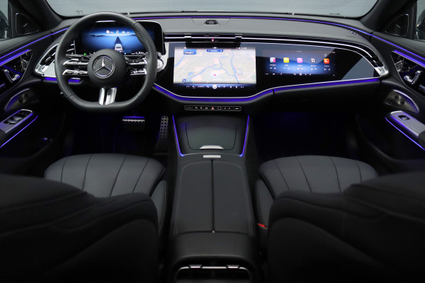 Mercedes-Benz E-Klasse 300 e AMG Line | Luchtvering | Hyperscreen | Achterasbesturing | Burmester | Stoelventilatie | Vlakkenverwarming | Massage | Distronic+ | Digital Light |