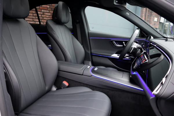 Mercedes-Benz E-Klasse 300 e AMG Line | Luchtvering | Hyperscreen | Achterasbesturing | Burmester | Stoelventilatie | Vlakkenverwarming | Massage | Distronic+ | Digital Light |