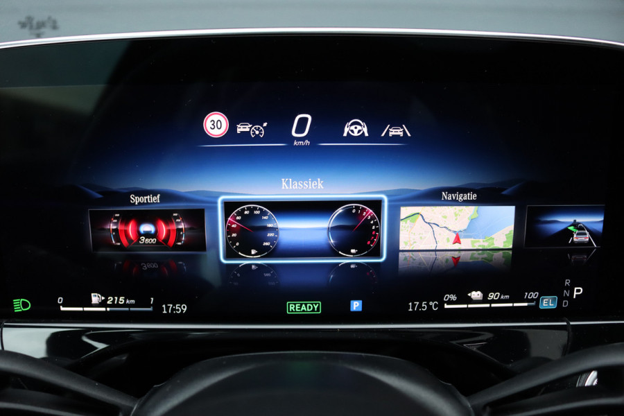 Mercedes-Benz E-Klasse 300 e AMG Line | Luchtvering | Hyperscreen | Achterasbesturing | Burmester | Stoelventilatie | Vlakkenverwarming | Massage | Distronic+ | Digital Light |