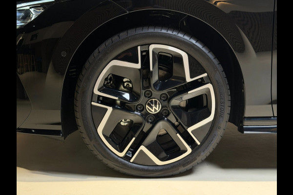 Volkswagen Golf 1.5 eTSI R-Line Edition|Pano|Matrix|Keyless|360|Sfeerverlichting|