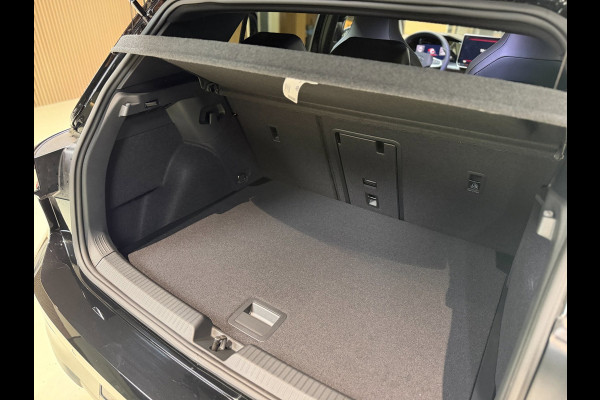 Volkswagen Golf 1.5 eTSI R-Line Edition|Pano|Matrix|Keyless|360|Sfeerverlichting|