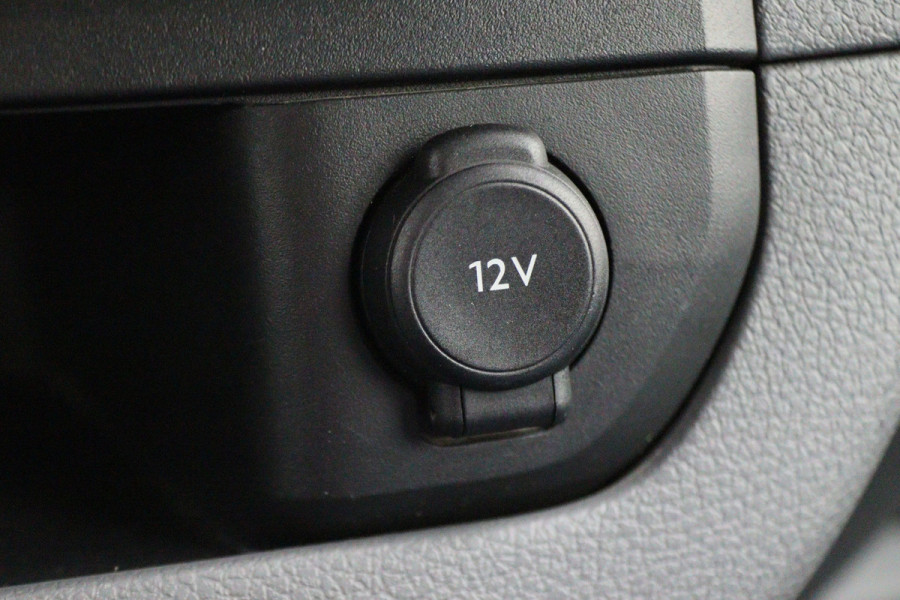 Citroën Jumpy 2.0 BlueHDI 120 M Club 3-Zits, Airco, Cruise, Navigatie, Bluetooth, PDC, Apple CarPlay, Trekhaak, 16''