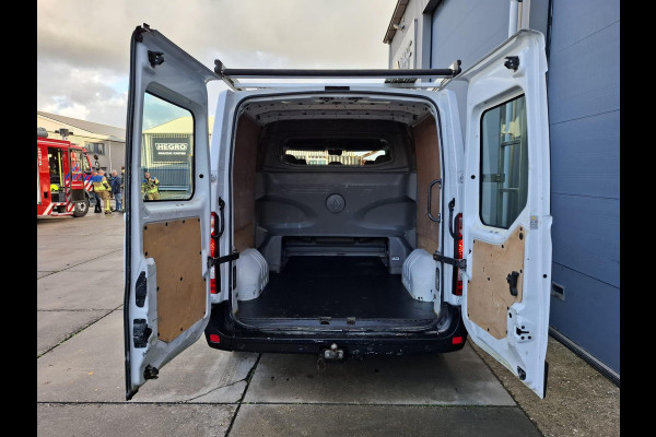Renault Master T33 2.3 dCi L1H1 DUBBEL CABINE / AIRCO / CRUISE CONTROLE / TREKHAAK