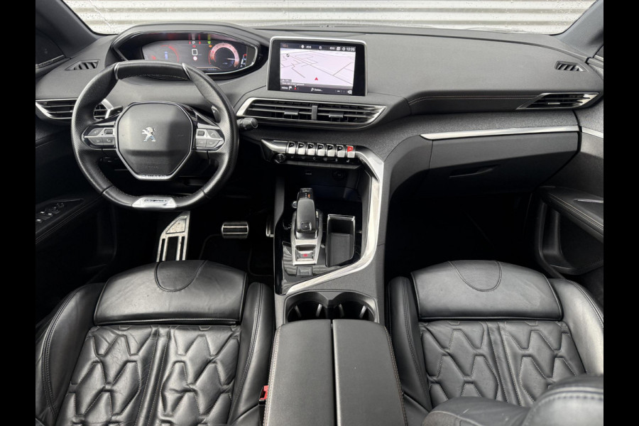 Peugeot 5008 1.2 PureTech GT-Line Avantage 7-zits 2e Eigenaar|Navi|Pano|Camera|Trekhaak|D-riem vv 2025|Leder|Carplay|Clima|Cruise|N.A.P|APK tot 06-2028