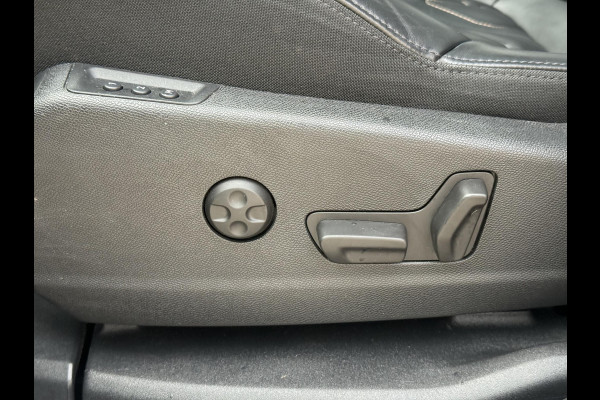 Peugeot 5008 1.2 PureTech GT-Line Avantage 7-zits 2e Eigenaar|Navi|Pano|Camera|Trekhaak|D-riem vv 2025|Leder|Carplay|Clima|Cruise|N.A.P|APK tot 06-2028