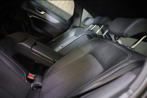 Audi A6 Avant 55 TFSI e Quattro RS6 Look / Head Up / B & O / Elek Stoelen / Memory / Acc / F1 / Lane Assist / Open Pano / 22 Inch