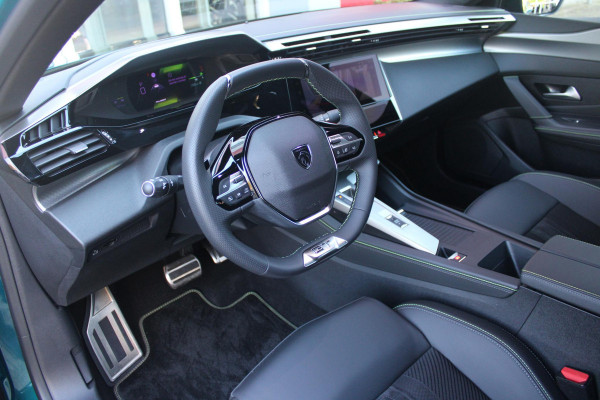 Peugeot 408 1.2 Hybrid 145PK AUTOMAAT GT | 360° CAMERA | ELEKTRISCH VERSTELBARE BESTUURDERSSTOEL MET GEHEUGEN EN VERSTELBARE ZITVERLENGER | STOEL VERWARMING | STUURVERWARMING | LEDER / ALCANTARA | DODEHOEK DETECTIE | KEYLESS ENTRY/START | ADAPTIVE CRUISE CONTROL | NAVIGATIE | DRAADLOZE APPLE CARPLAY/ANDROID AUTO | PARKEERSENSOREN VOOR + ACHTER | LED MATRIX KOPLAMPEN | 19" LICHTMETALEN VELGEN | ELEKTRISCH BEDIENBARE ACHTERKLEP | CLIMATE CONTROL | STUUR VERWARMING |