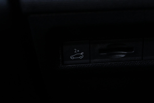 Peugeot 408 1.2 Hybrid 145PK AUTOMAAT GT | 360° CAMERA | ELEKTRISCH VERSTELBARE BESTUURDERSSTOEL MET GEHEUGEN EN VERSTELBARE ZITVERLENGER | STOEL VERWARMING | STUURVERWARMING | LEDER / ALCANTARA | DODEHOEK DETECTIE | KEYLESS ENTRY/START | ADAPTIVE CRUISE CONTROL | NAVIGATIE | DRAADLOZE APPLE CARPLAY/ANDROID AUTO | PARKEERSENSOREN VOOR + ACHTER | LED MATRIX KOPLAMPEN | 19" LICHTMETALEN VELGEN | ELEKTRISCH BEDIENBARE ACHTERKLEP | CLIMATE CONTROL | STUUR VERWARMING |