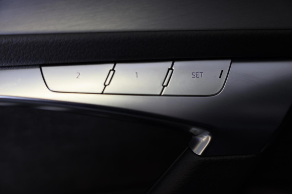 Audi A6 Avant 55 TFSI E Quattro Competition / Leder / CC / Memory / Elek Stoelen / Virtual Cockpit / Lane Assist / F1 / Camera