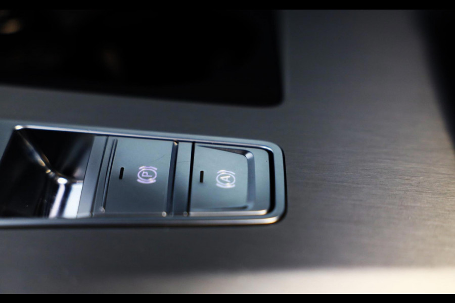 Audi A6 Avant 55 TFSI E Quattro Competition / Leder / CC / Memory / Elek Stoelen / Virtual Cockpit / Lane Assist / F1 / Camera
