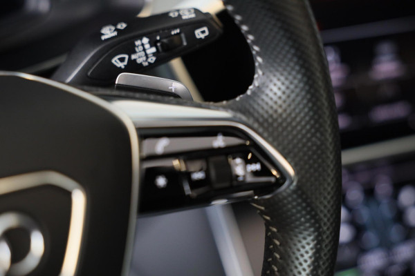 Audi A6 Avant 55 TFSI E Quattro Competition / Leder / CC / Memory / Elek Stoelen / Virtual Cockpit / Lane Assist / F1 / Camera