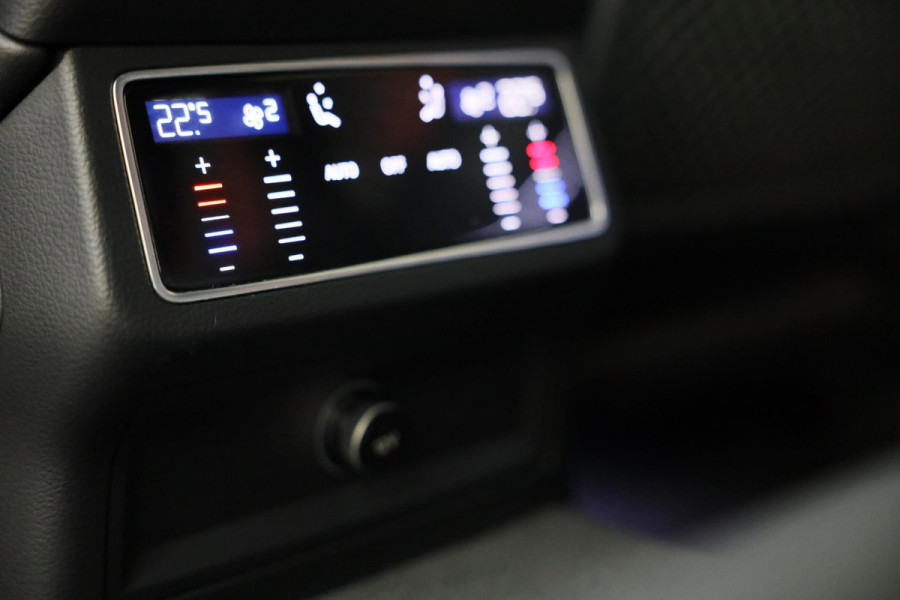 Audi A6 Avant 55 TFSI E Quattro Competition / Leder / CC / Memory / Elek Stoelen / Virtual Cockpit / Lane Assist / F1 / Camera