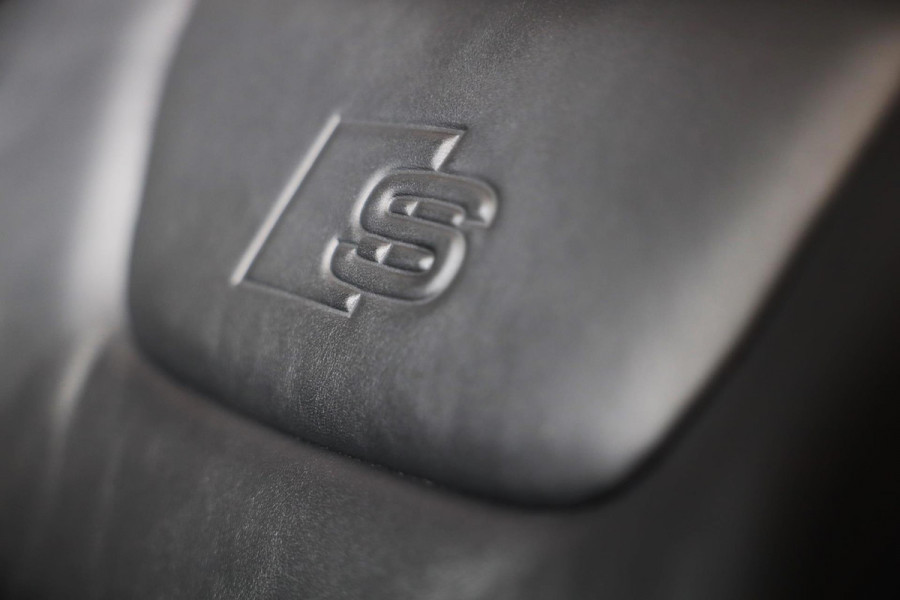 Audi A6 Avant 55 TFSI E Quattro Competition / Leder / CC / Memory / Elek Stoelen / Virtual Cockpit / Lane Assist / F1 / Camera