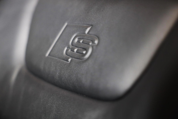 Audi A6 Avant 55 TFSI E Quattro Competition / Leder / CC / Memory / Elek Stoelen / Virtual Cockpit / Lane Assist / F1 / Camera