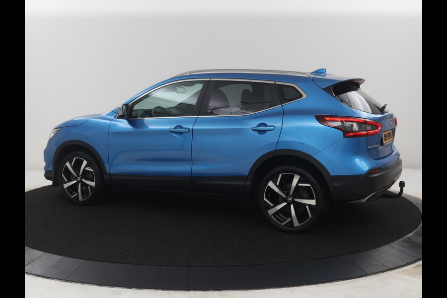 Nissan QASHQAI 1.2 Tekna + | Panoramadak | Leder | Memory | Trekhaak | Stoelverwarming | Cruise control | 360 Camera | Park assist | BOSE |  Climate control | Navigatie | Bluetooth | 19" velgen