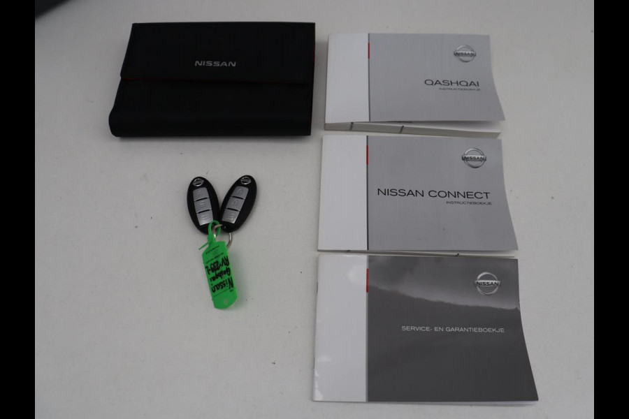 Nissan QASHQAI 1.2 Tekna + | Panoramadak | Leder | Memory | Trekhaak | Stoelverwarming | Cruise control | 360 Camera | Park assist | BOSE |  Climate control | Navigatie | Bluetooth | 19" velgen