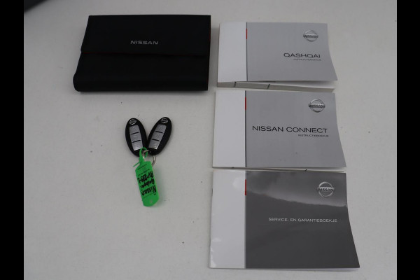 Nissan QASHQAI 1.2 Tekna + | Panoramadak | Leder | Memory | Trekhaak | Stoelverwarming | Cruise control | 360 Camera | Park assist | BOSE |  Climate control | Navigatie | Bluetooth | 19" velgen