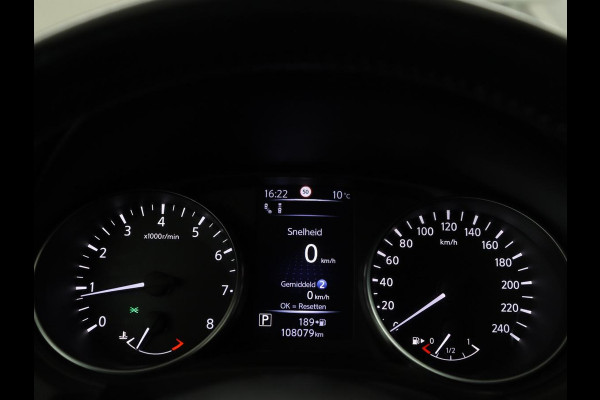 Nissan QASHQAI 1.2 Tekna + | Panoramadak | Leder | Memory | Trekhaak | Stoelverwarming | Cruise control | 360 Camera | Park assist | BOSE |  Climate control | Navigatie | Bluetooth | 19" velgen