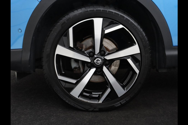 Nissan QASHQAI 1.2 Tekna + | Panoramadak | Leder | Memory | Trekhaak | Stoelverwarming | Cruise control | 360 Camera | Park assist | BOSE |  Climate control | Navigatie | Bluetooth | 19" velgen