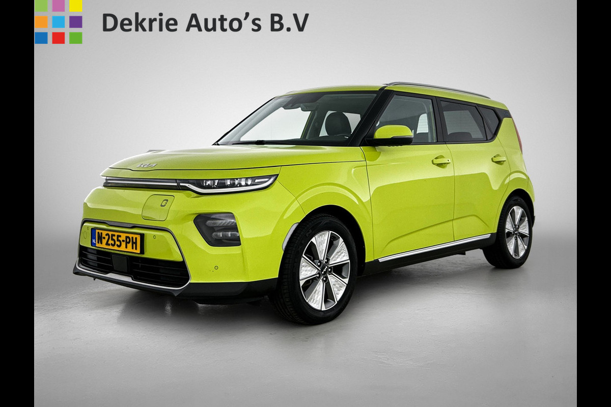Kia e-Soul DynamicPlusLine 64 kWh-SOH 100% / Warmtepomp / Schuifdak / Cruise-ctr. / Apple Carplay / Airco / Navigatie / Apk 12-2027