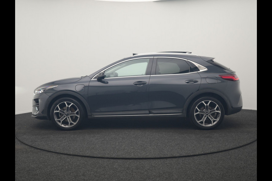 Kia Xceed 1.6 GDi PHEV ExecutiveLine 141pk Dealer O.H. | Panodak | Adaptive Cruise | Camera | Lederen Sportstoelen Memory & Ventilatie | Stoelen & Stuur Verwarmd | Keyless | BLIS | Apple Carplay | Navigatie | DAB | Plug In Hybrid |