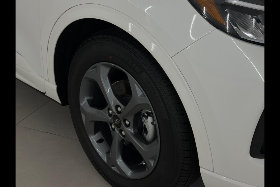 Ford Kuga 2.5 FHEV ST-Line NIEUWE MODEL / ADEPTIVE / PANO / NAVI