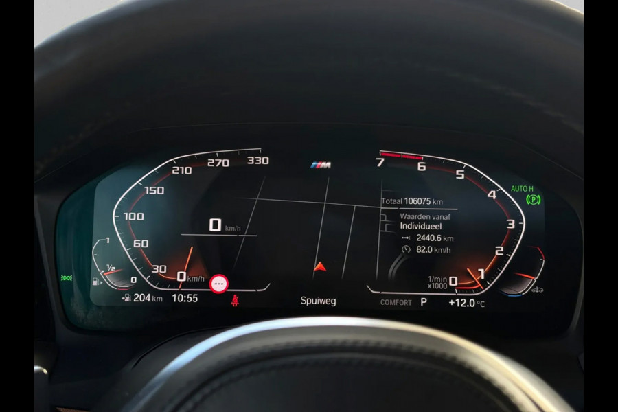 BMW 3-serie 330i High Executive Edition M-sport (NL-auto, Dealer OndH, Panorama, Navi, StoelV, Stuur VerW, Etc)