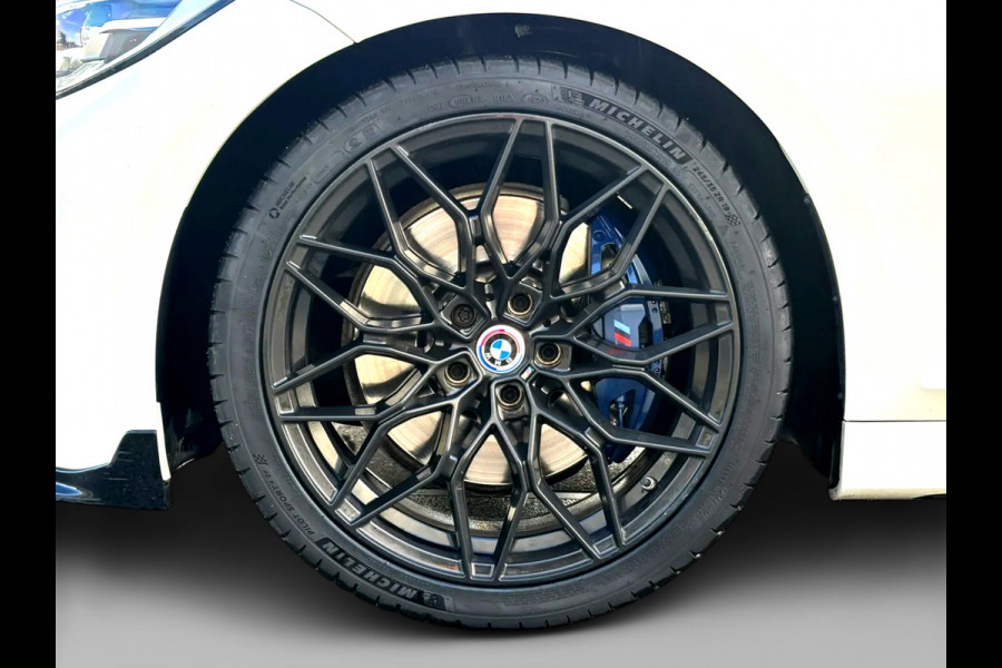 BMW 3-serie 330i High Executive Edition M-sport (NL-auto, Dealer OndH, Panorama, Navi, StoelV, Stuur VerW, Etc)
