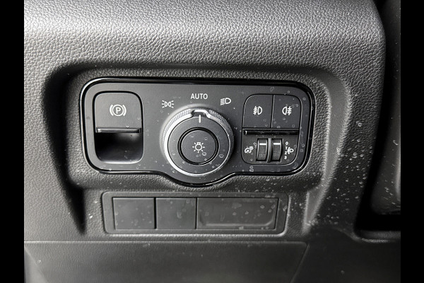 Mercedes-Benz Citan 110 CDI L1 Pro Automaat Carplay Stoelverwarming Trekhaak Cruise control