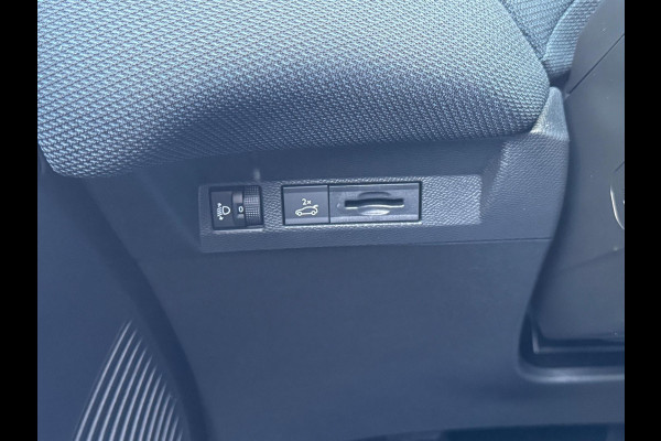 Citroën C5 Aircross Business 74 kWh | Tot 8 jaar garantie | Pack Techno | Warmtepomp | Prijs is rijklaar