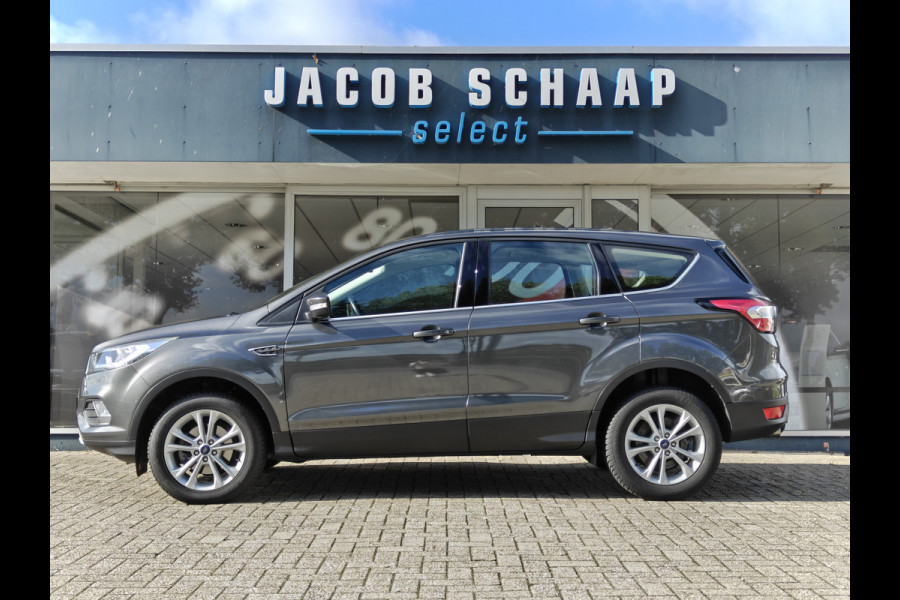 Ford Kuga 1.5 EcoBoost Titanium / Keyless / Trekhaak (2000kg) / Navi / Carplay