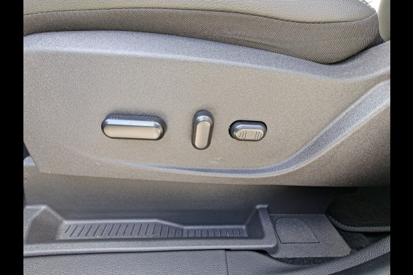 Ford Kuga 1.5 EcoBoost Titanium / Keyless / Trekhaak (2000kg) / Navi / Carplay