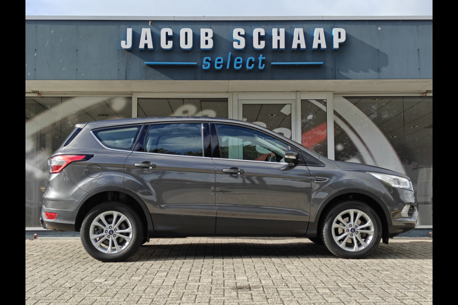 Ford Kuga 1.5 EcoBoost Titanium / Keyless / Trekhaak (2000kg) / Navi / Carplay