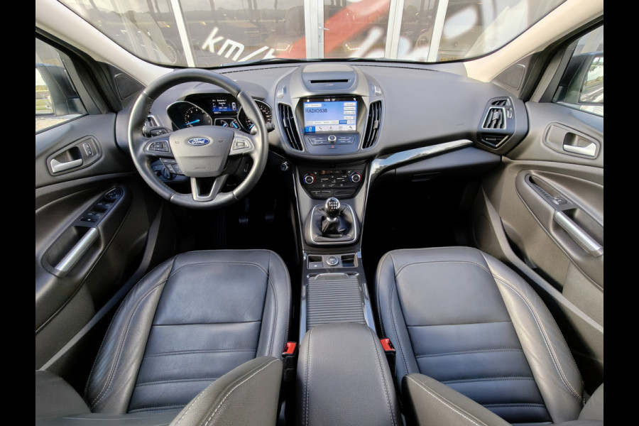 Ford Kuga 1.5 EcoBoost Titanium / Keyless / Trekhaak (2000kg) / Navi / Carplay