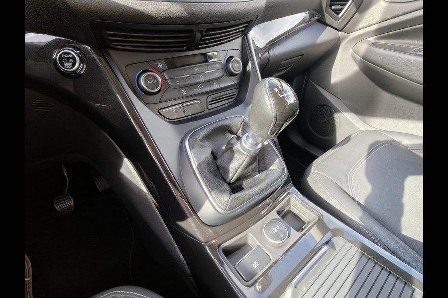 Ford Kuga 1.5 EcoBoost Titanium / Keyless / Trekhaak (2000kg) / Navi / Carplay