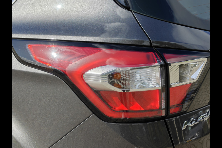 Ford Kuga 1.5 EcoBoost Titanium / Keyless / Trekhaak (2000kg) / Navi / Carplay