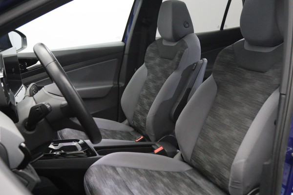 Volkswagen ID.5 Pro Business Plus 77 kWh 286 PK, SOH 97 %, Winterpakket, Panoramadak, Warmtepomp, Adap. Cruise Control, Camera