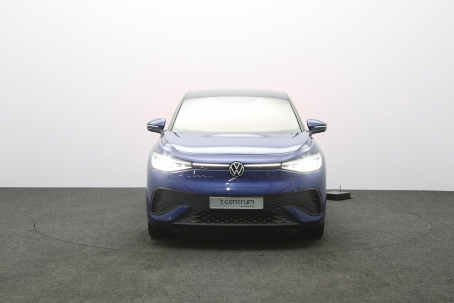 Volkswagen ID.5 Pro Business Plus 77 kWh 286 PK, SOH 97 %, Winterpakket, Panoramadak, Warmtepomp, Adap. Cruise Control, Camera