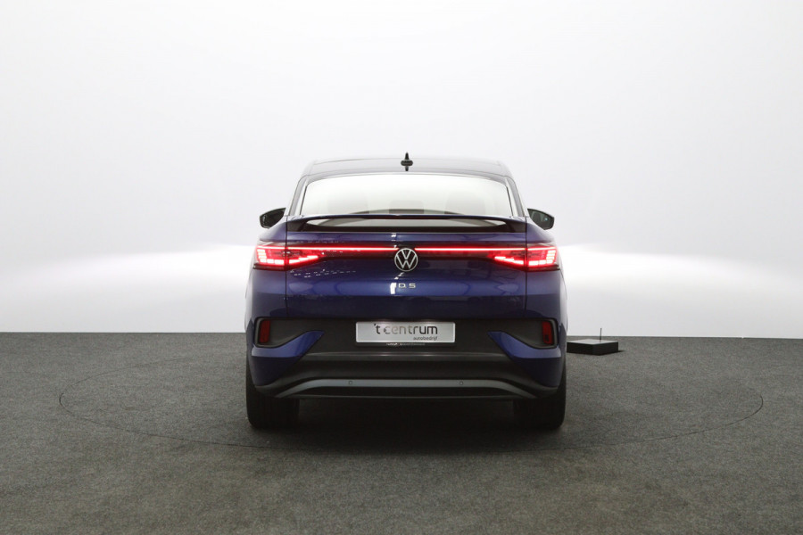 Volkswagen ID.5 Pro Business Plus 77 kWh 286 PK, SOH 97 %, Winterpakket, Panoramadak, Warmtepomp, Adap. Cruise Control, Camera