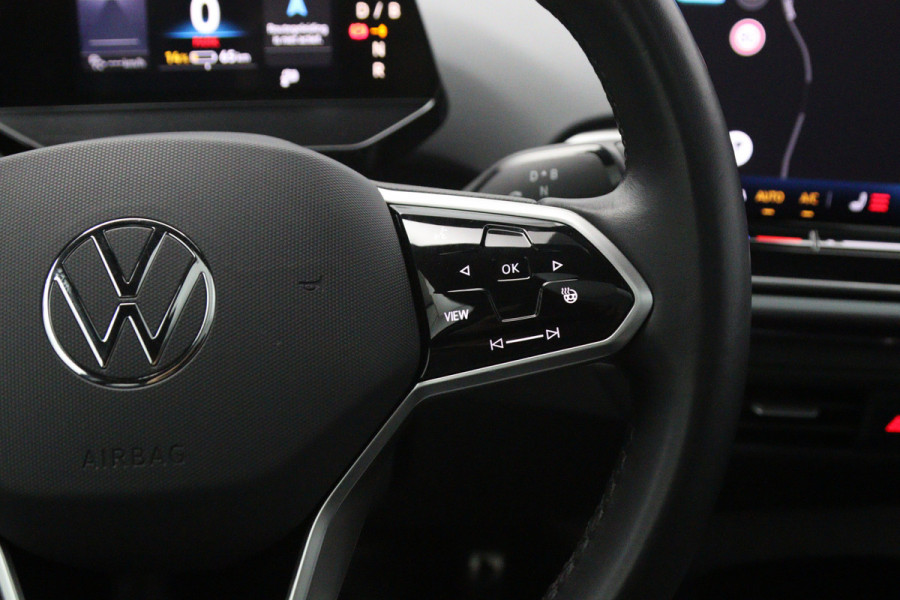 Volkswagen ID.5 Pro Business Plus 77 kWh 286 PK, SOH 97 %, Winterpakket, Panoramadak, Warmtepomp, Adap. Cruise Control, Camera