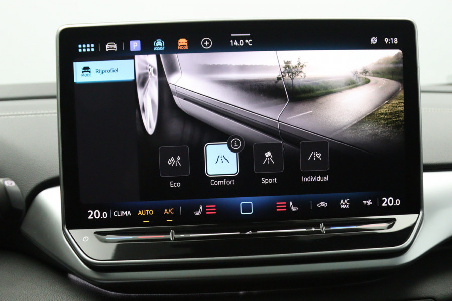 Volkswagen ID.5 Pro Business Plus 77 kWh 286 PK, SOH 97 %, Winterpakket, Panoramadak, Warmtepomp, Adap. Cruise Control, Camera