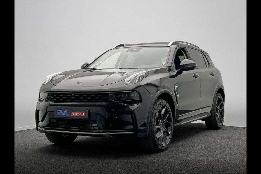 Lynk & Co 01 1.5 261PK Plug-in Hybrid *Black pakket* 360 CameraPano/dak Apple/Carplay Adaptive/Cruise
