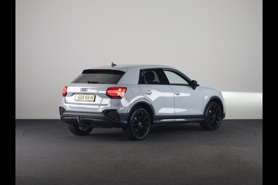 Audi Q2 35 TFSI S Edition 150pk | Private lease vanaf € 681,- per maand | Trekhaak | 18 inch Lichtmetalen velgen | Stoelverwarming | S-line interieur | Matrix Led | Verlengde garantie